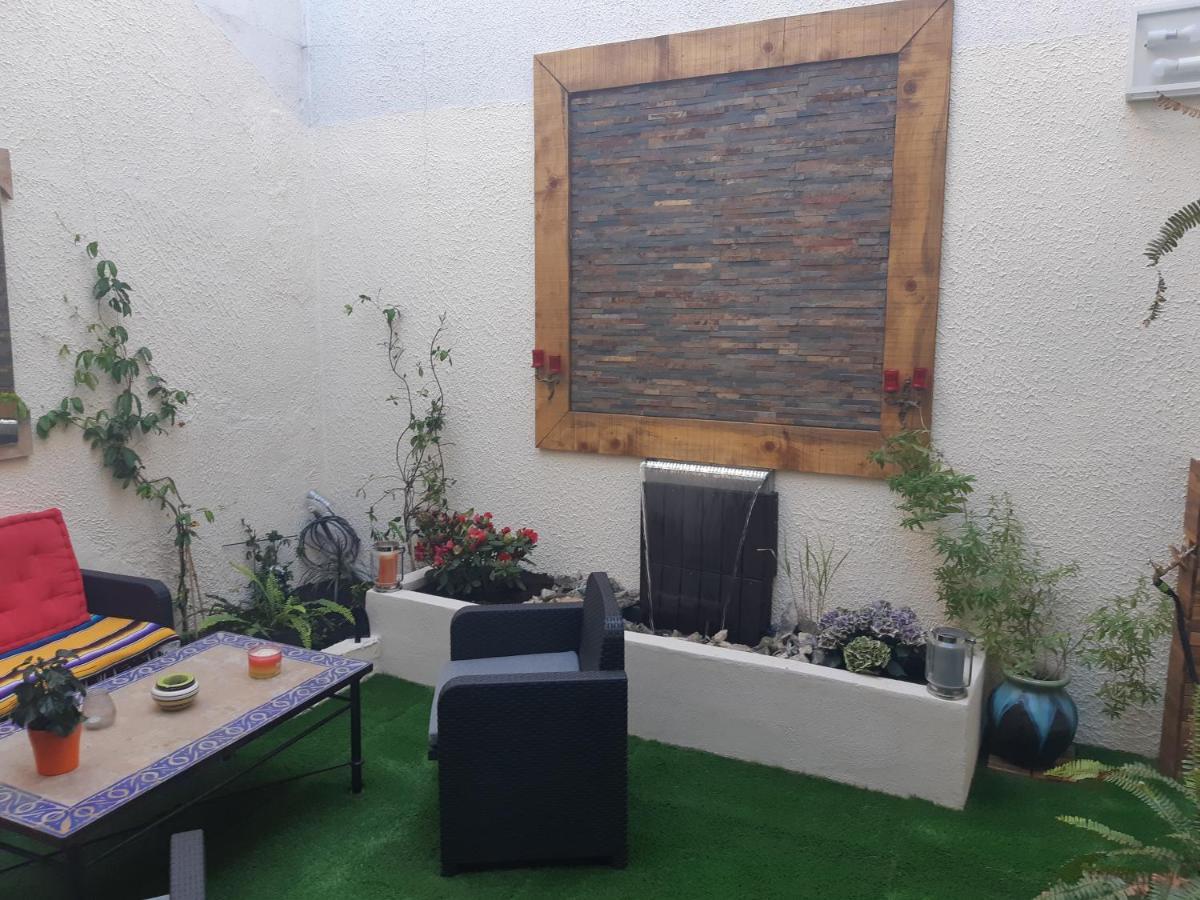 Suite Privee Bed And Breakfast Nîmes Exterior foto