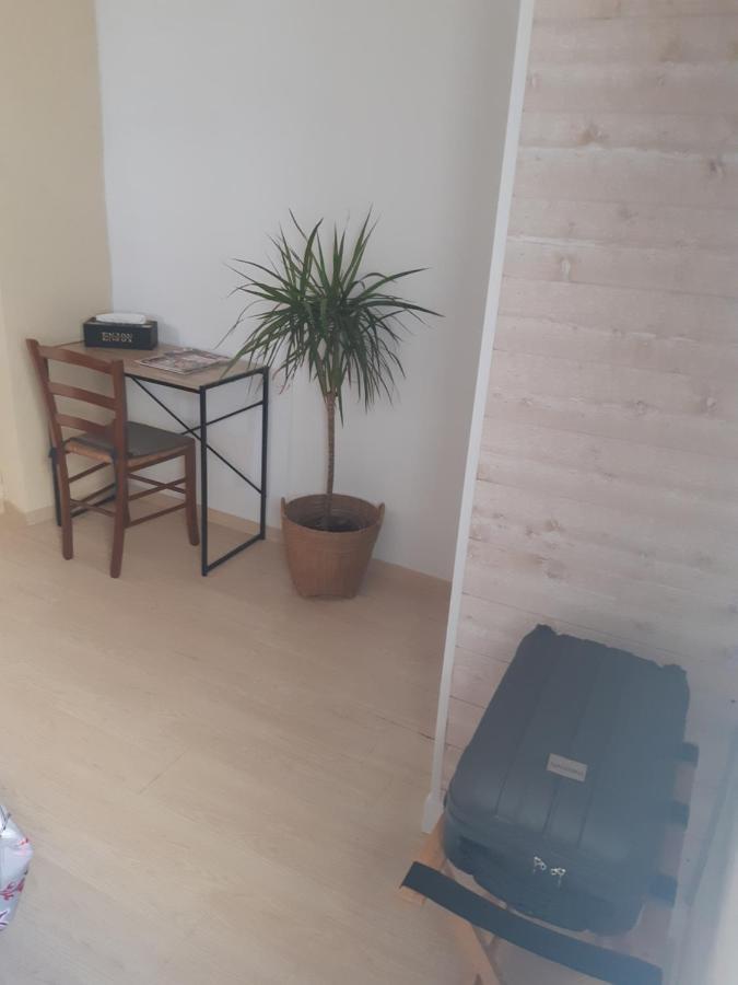 Suite Privee Bed And Breakfast Nîmes Exterior foto